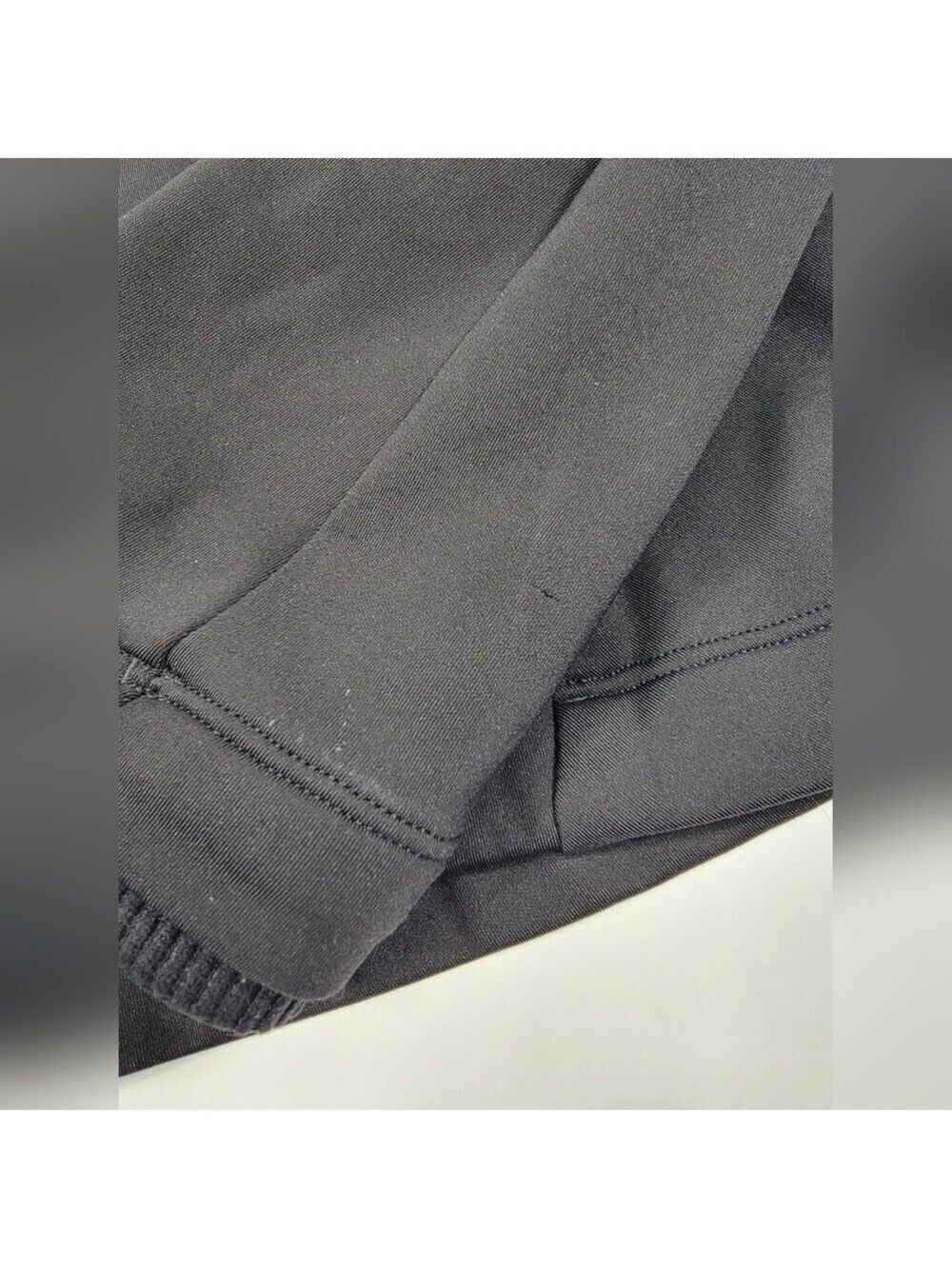 Lululemon Chill Going Strong Jacket Women's 8 Black Athletic Running Full Zip - Picture 8 of 12